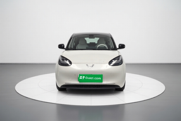 五菱汽车 五菱缤果 2023款 333km 灵犀互联+款车身外观2