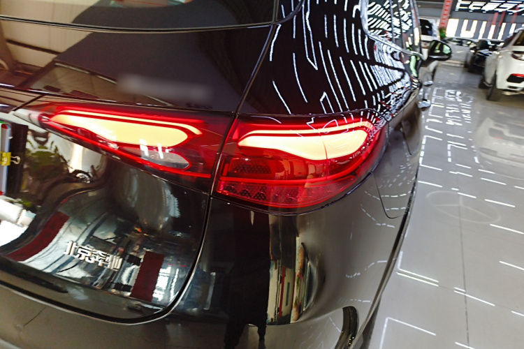 奔驰GLC 2025款 改款 GLC 260 L 4MATIC 豪华型车身外观6006