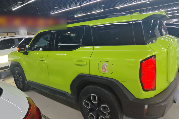 哈弗酷狗 2022款 1.5T DCT两驱潮动版车身外观4