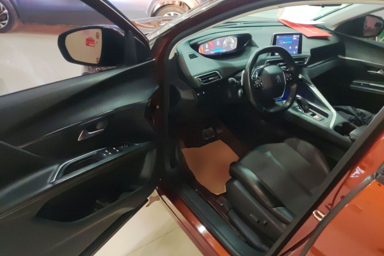 标致4008 2017款 350THP 精英版中控内饰20