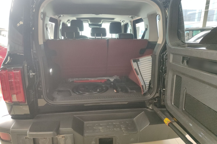 坦克300 2021款 越野版 2.0T 征服者局部细节23