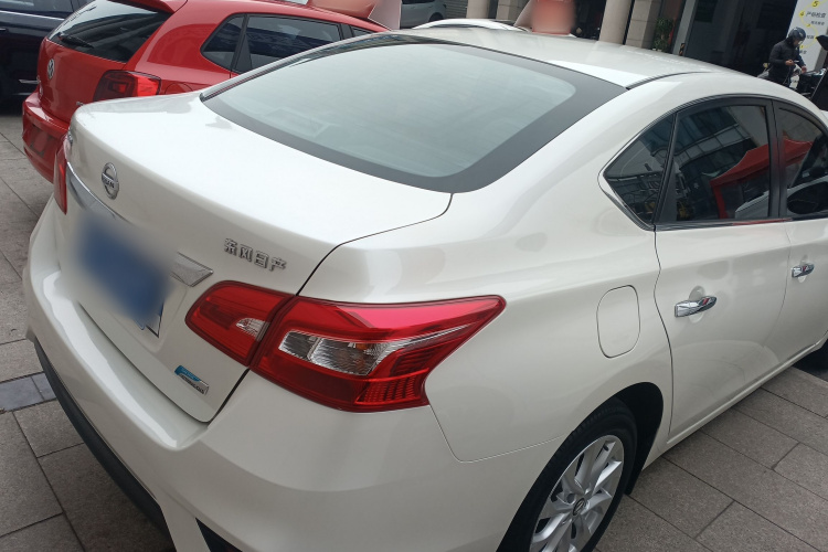 日产 轩逸 2018款 1.6XV CVT尊享版车身外观6004