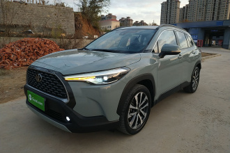 丰田 卡罗拉锐放 2022款 2.0L 旗舰版