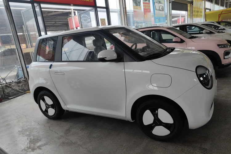 长安启源 长安Lumin 2023款 205km 香沁款车身外观6002