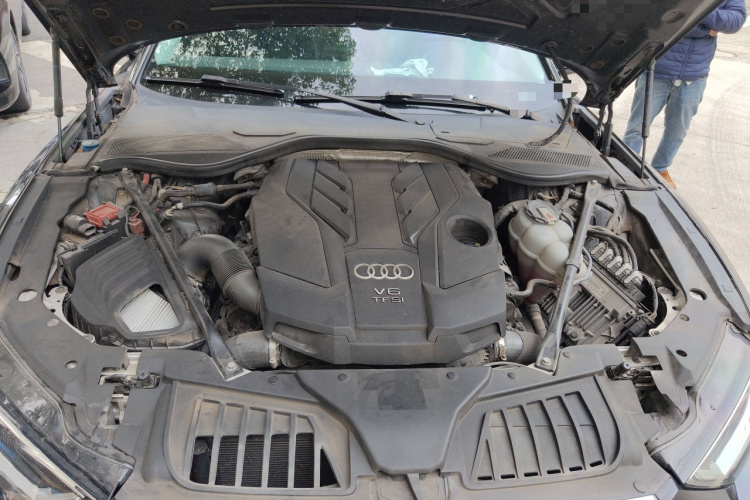 奥迪A8 2019款 A8L 50 TFSI quattro 舒适型局部细节24