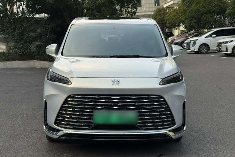 别克GL8新能源 2025款 陆尚 先享版 7座车身外观6004