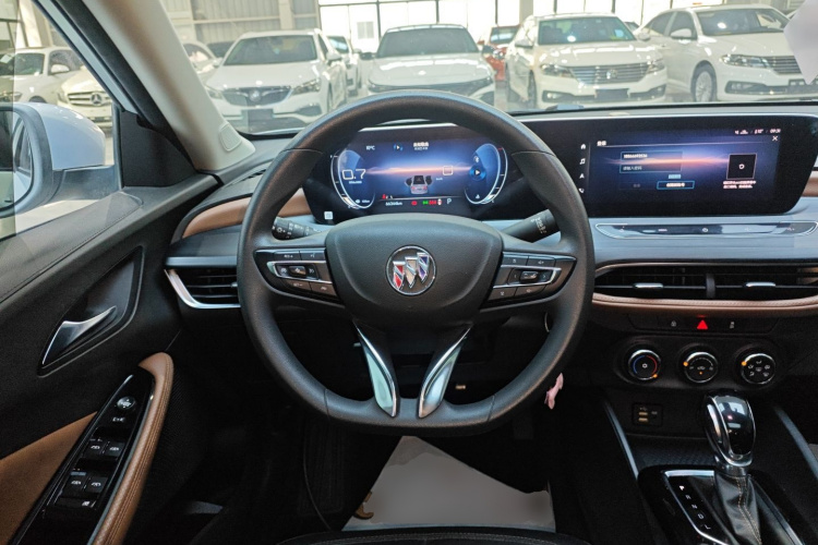 别克 威朗 2022款 Pro 533T 乐享版中控内饰13