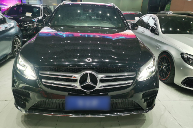 奔驰GLC 2019款 GLC 260 L 4MATIC 豪华型车身外观2