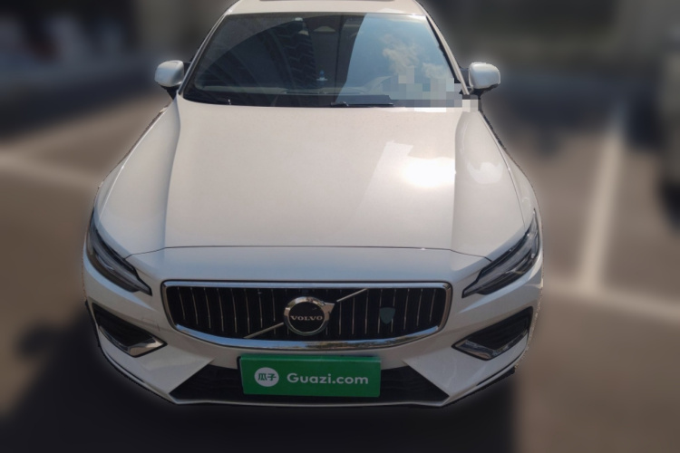 沃尔沃S60 2025款 B4 智远豪华版车身外观6001