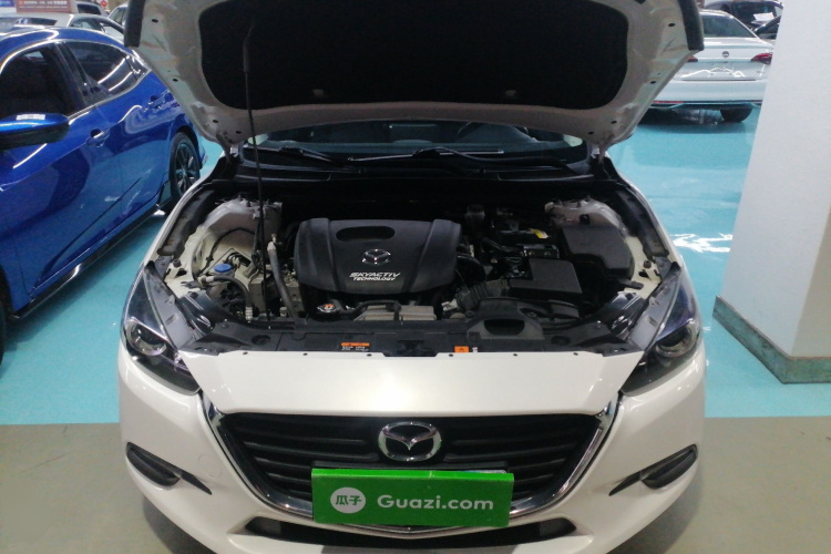 马自达3 昂克赛拉 2019款 云控版 两厢 1.5L 自动舒适型 国VI机舱底盘24