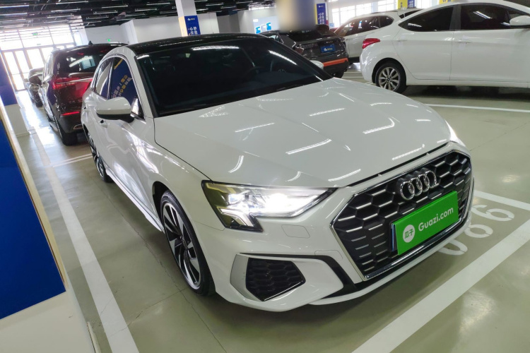 奥迪A3 2023款 改款 A3L Limousine 35 TFSI 时尚运动型车身外观6002