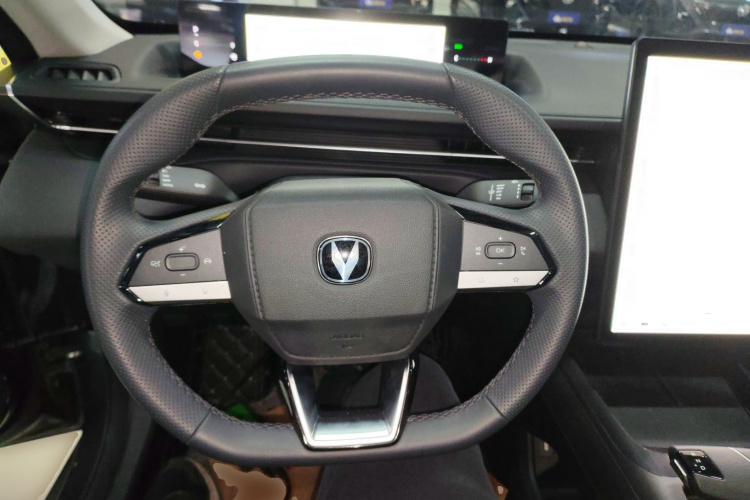 长安 逸动 2024款 1.5T GDI自动 旗舰型局部细节13