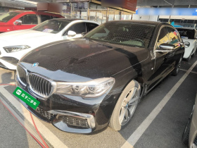 宝马7系 2018款 730Li 领先型 M运动套装