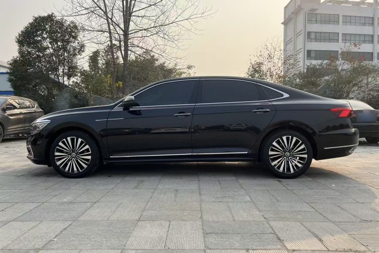 大众 帕萨特 2021款 330TSI 豪华版车身外观6003