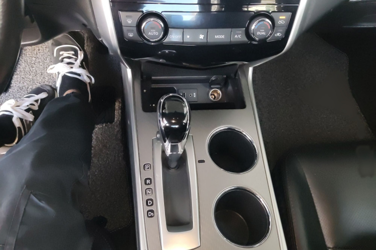 日产 天籁 2016款 改款 2.0L XL舒适版局部细节18