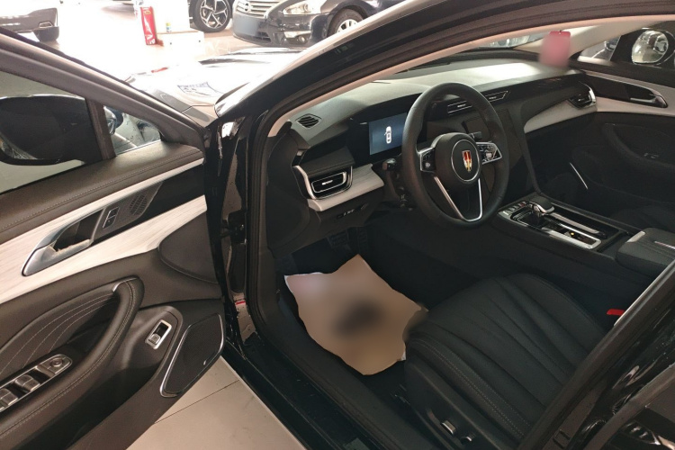 红旗H5 2025款 1.5T DCT旗韵版中控内饰7003