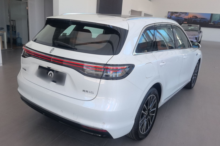 鸿蒙智行 尚界H5 2025款 增程 Max车身外观6003