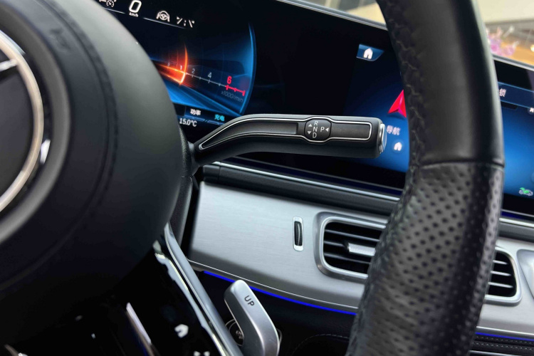 奔驰GLE AMG 2024款 AMG GLE 53 4MATIC+中控内饰7004