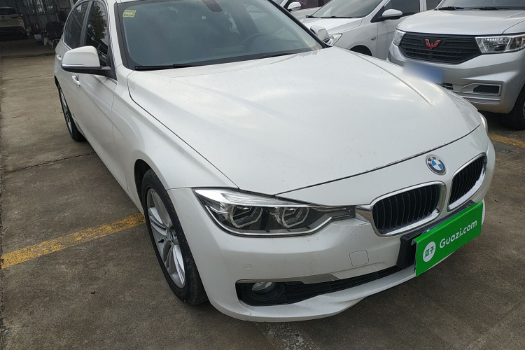 宝马3系 2018款 318Li车身外观3