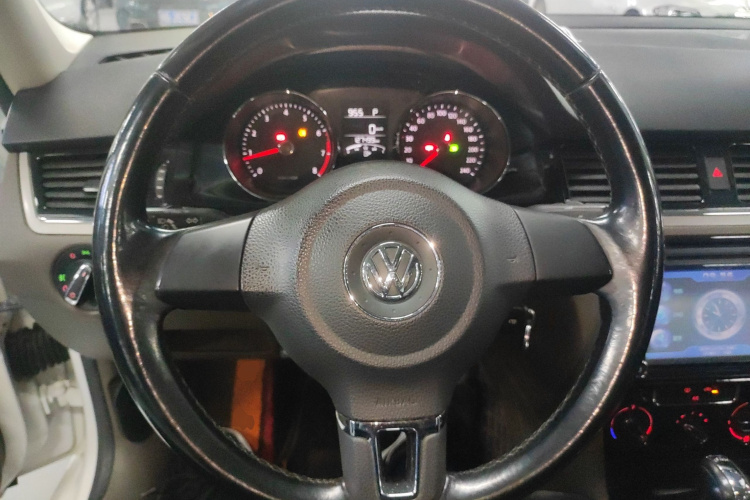 大众 宝来 2014款 1.4TSI 自动舒适型局部细节13