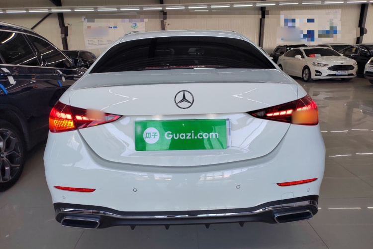 奔驰C级 2022款 C 200 L 运动版车身外观6