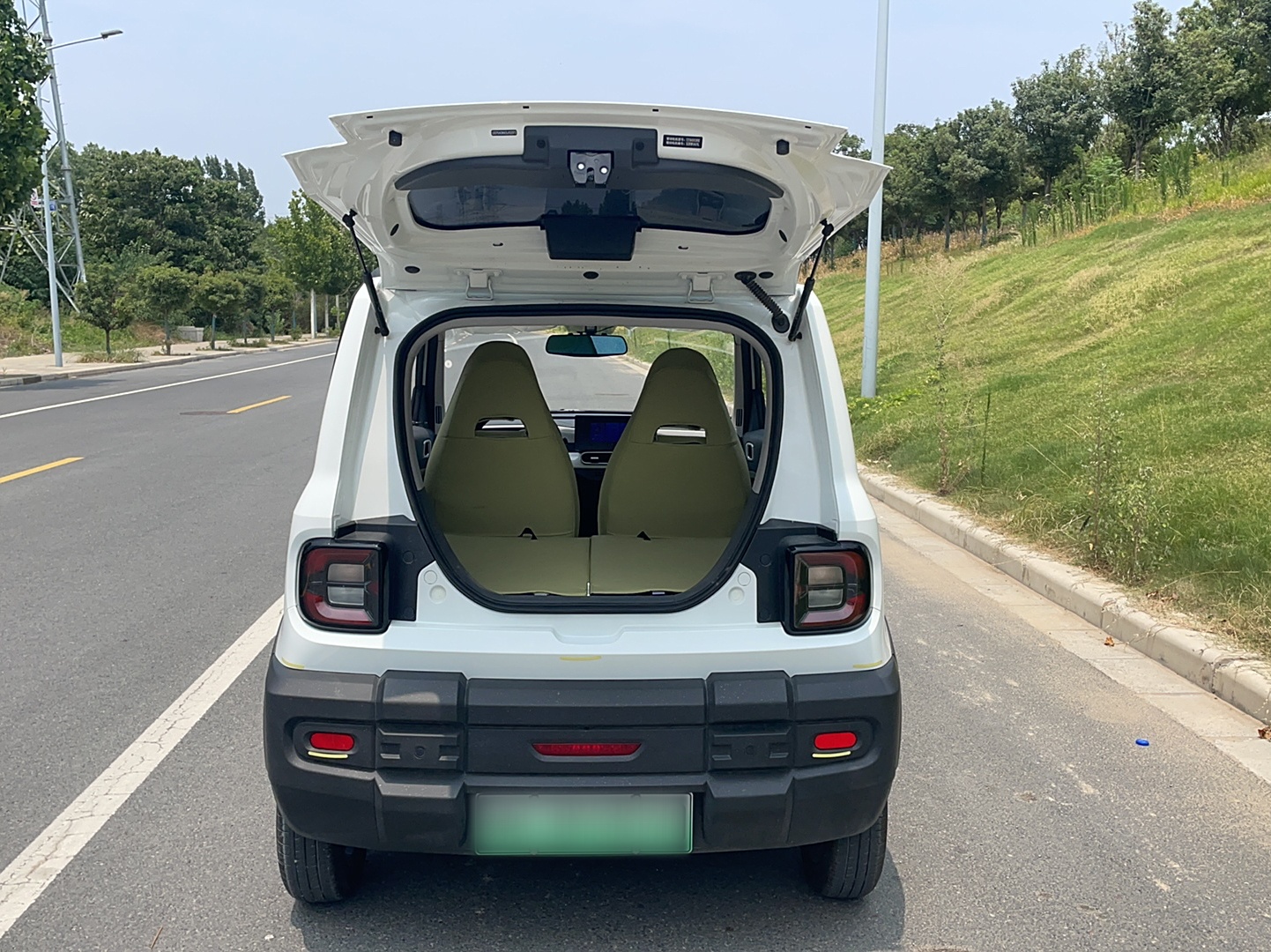 吉利汽车 2025款 210km 熊猫骑士