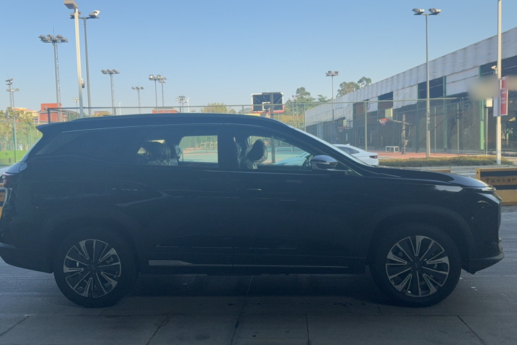 捷途X90 C-DM 2025款 精英版 7座车身外观6002