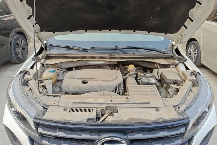 广汽传祺 传祺GS4 2021款 270T 手动舒适版机舱底盘24