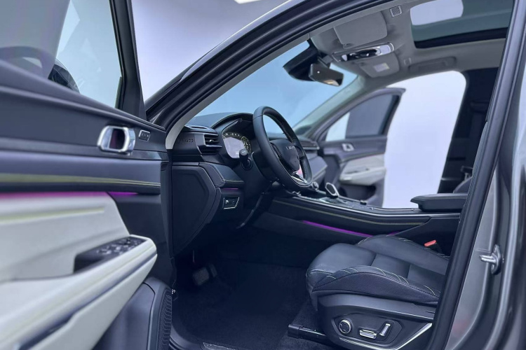 领克05 2020款 2.0TD 两驱耀Halo局部细节19