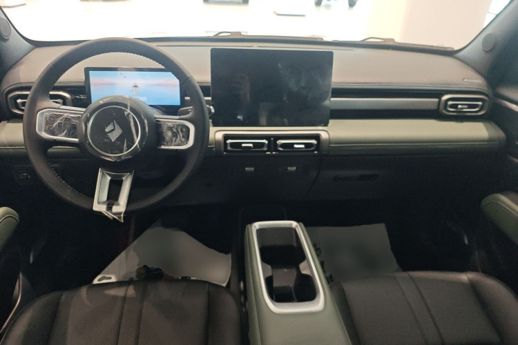 宝骏悦也Plus 2026款 301km咖啡创业版中控内饰7002