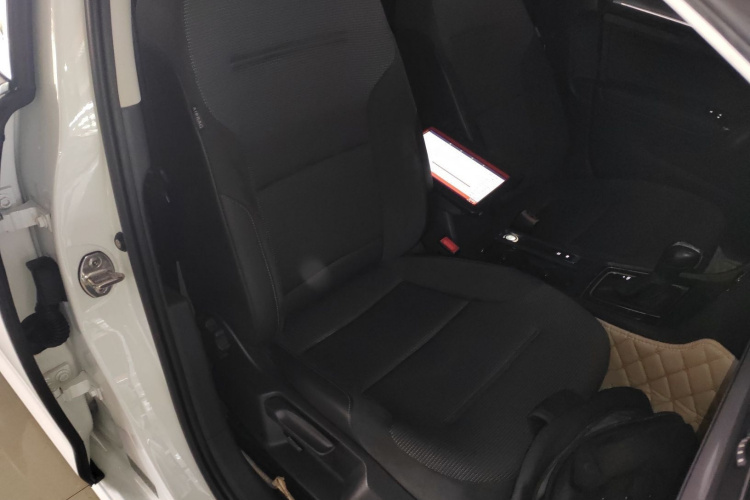 大众 高尔夫 2019款 1.6L 自动舒适型 国V局部细节41