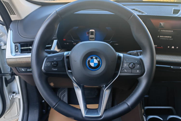 宝马iX1 2023款 xDrive30L X设计套装局部细节13