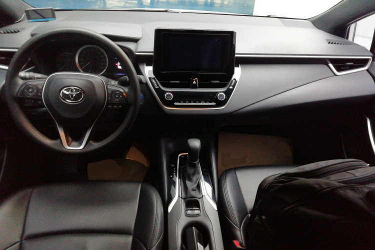 丰田 雷凌 2022款 双擎 1.8H E-CVT领先版中控内饰12