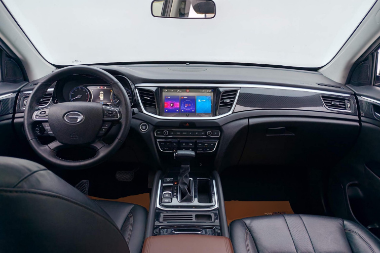 广汽传祺 传祺GS7 2017款 280T 两驱豪华型中控内饰12