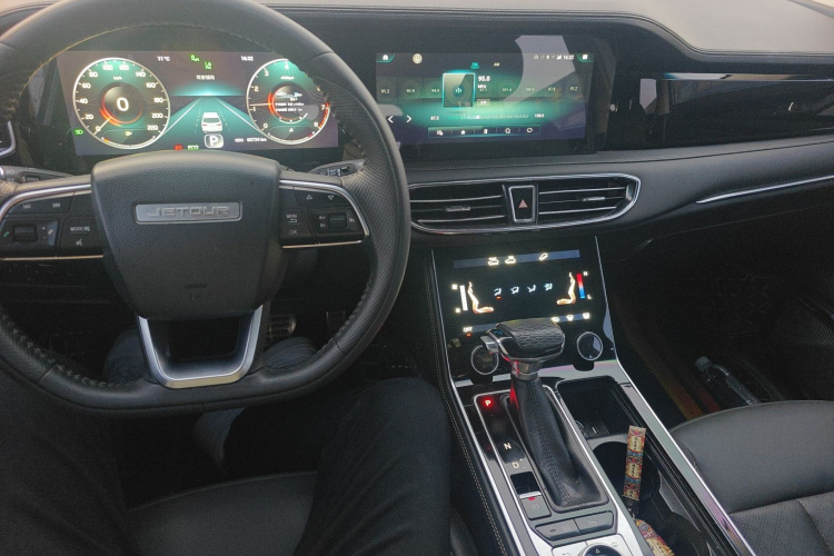 捷途X90 2020款 1.6T DCT影尊版 5座中控内饰12