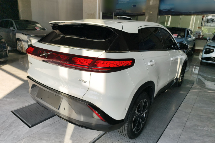 小鹏G3 2020款 520 尊享版车身外观7