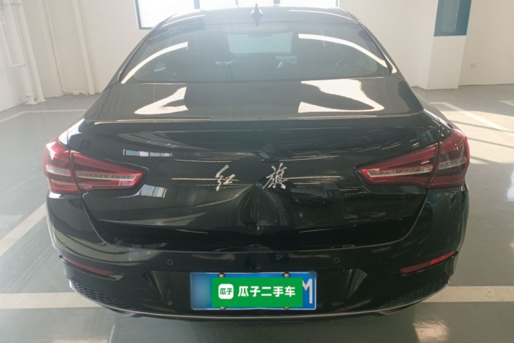 红旗H5 2022款 经典款 改款 1.5T DCT旗韵版车身外观6