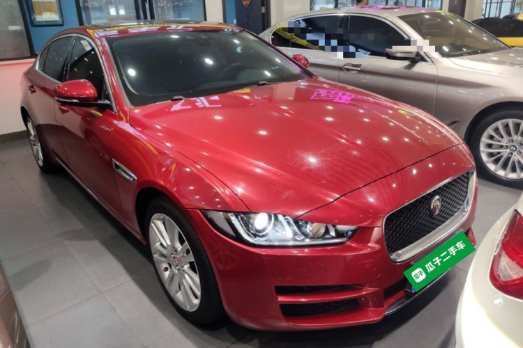 捷豹XEL 2019款 2.0T 200PS 尊享版车身外观3