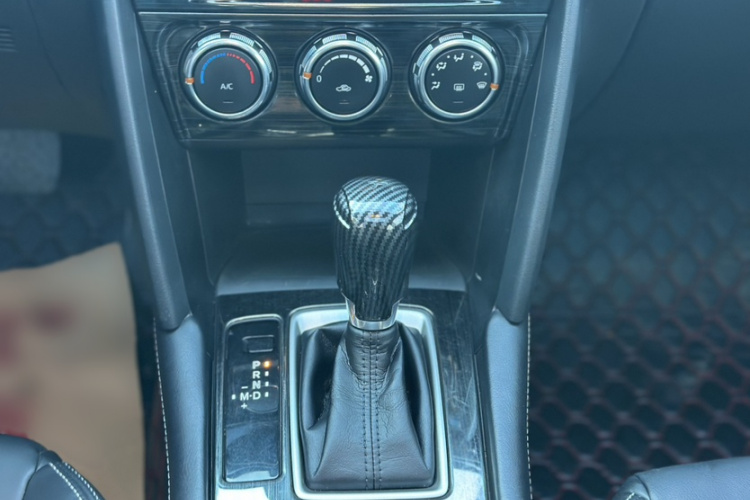 马自达CX-4 2021款 2.0L 自动两驱蓝天活力版中控内饰7008