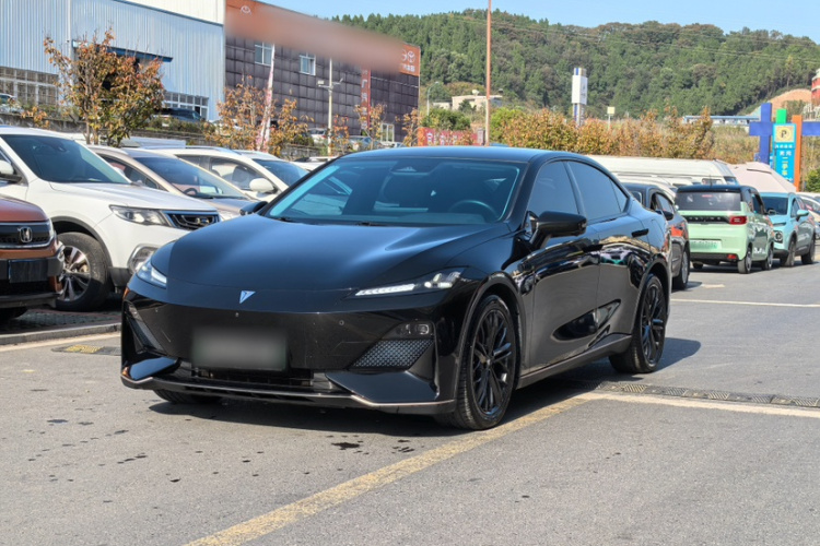 深蓝汽车 深蓝SL03 2022款 1.5L 1200增程版车身外观1