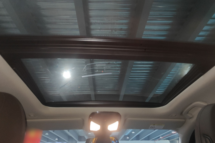 宝马3系 2020款 325Li M运动曜夜套装中控内饰22