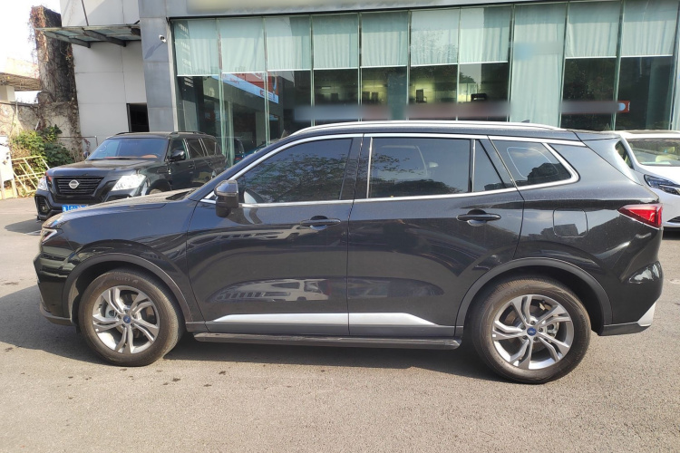 福特 领睿 2023款 EcoBoost 170 畅领型车身外观4