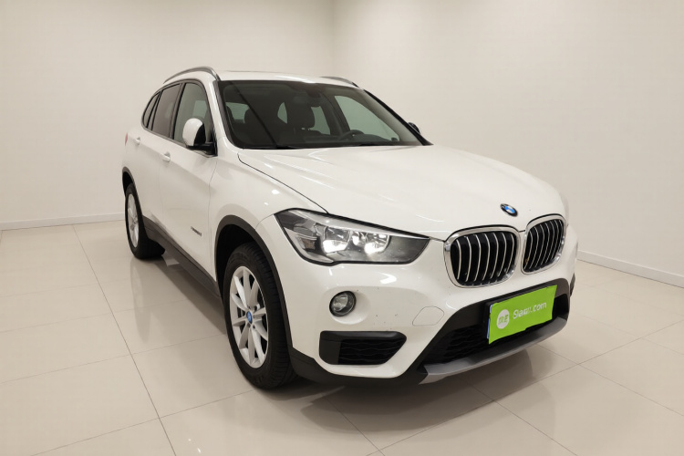 宝马X1 2016款 sDrive18Li 时尚型车身外观3