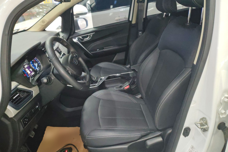 吉利汽车 远景X3 2020款 1.5L 手动精英型局部细节19