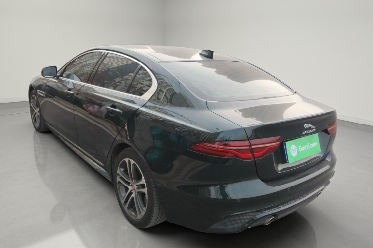 捷豹XEL 2023款 2.0T 250PS R-DYNAMIC S进取运动版车身外观5