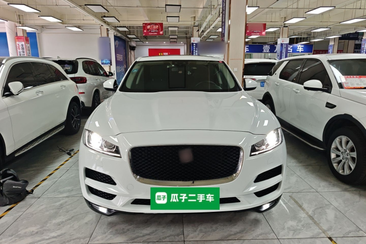捷豹F-PACE 2018款 2.0T 两驱都市尊享版车身外观6001