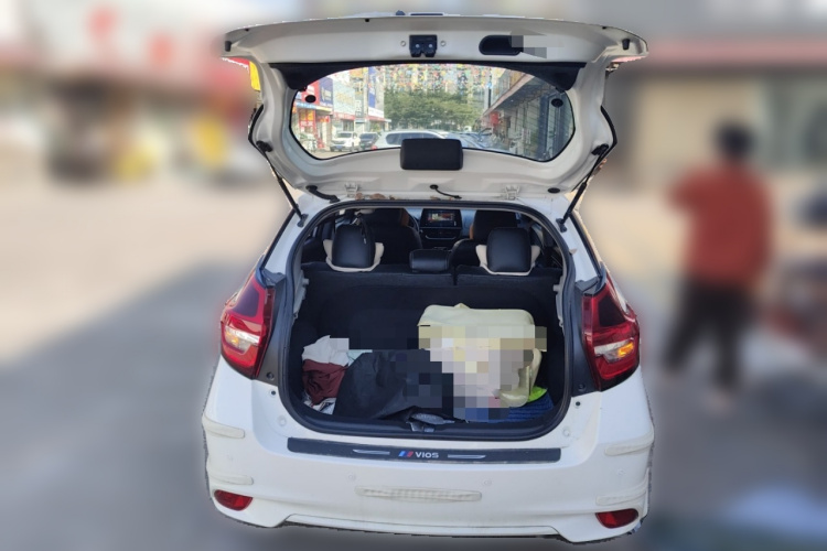 丰田 威驰FS 2022款 1.5L CVT 锋驰CARE版局部细节23