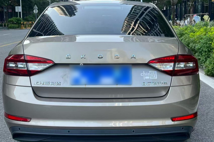 斯柯达 明锐 2019款 1.5L 自动智行舒适版 国V车身外观6004