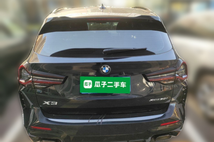 宝马X3 2023款 xDrive30i 领先型 M曜夜套装车身外观6