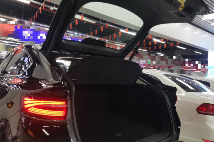 吉利汽车 星越 2019款 改款 350T 耀星者机舱底盘23